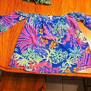 Lilly Pullitzer Top Off Shoulder Medium
